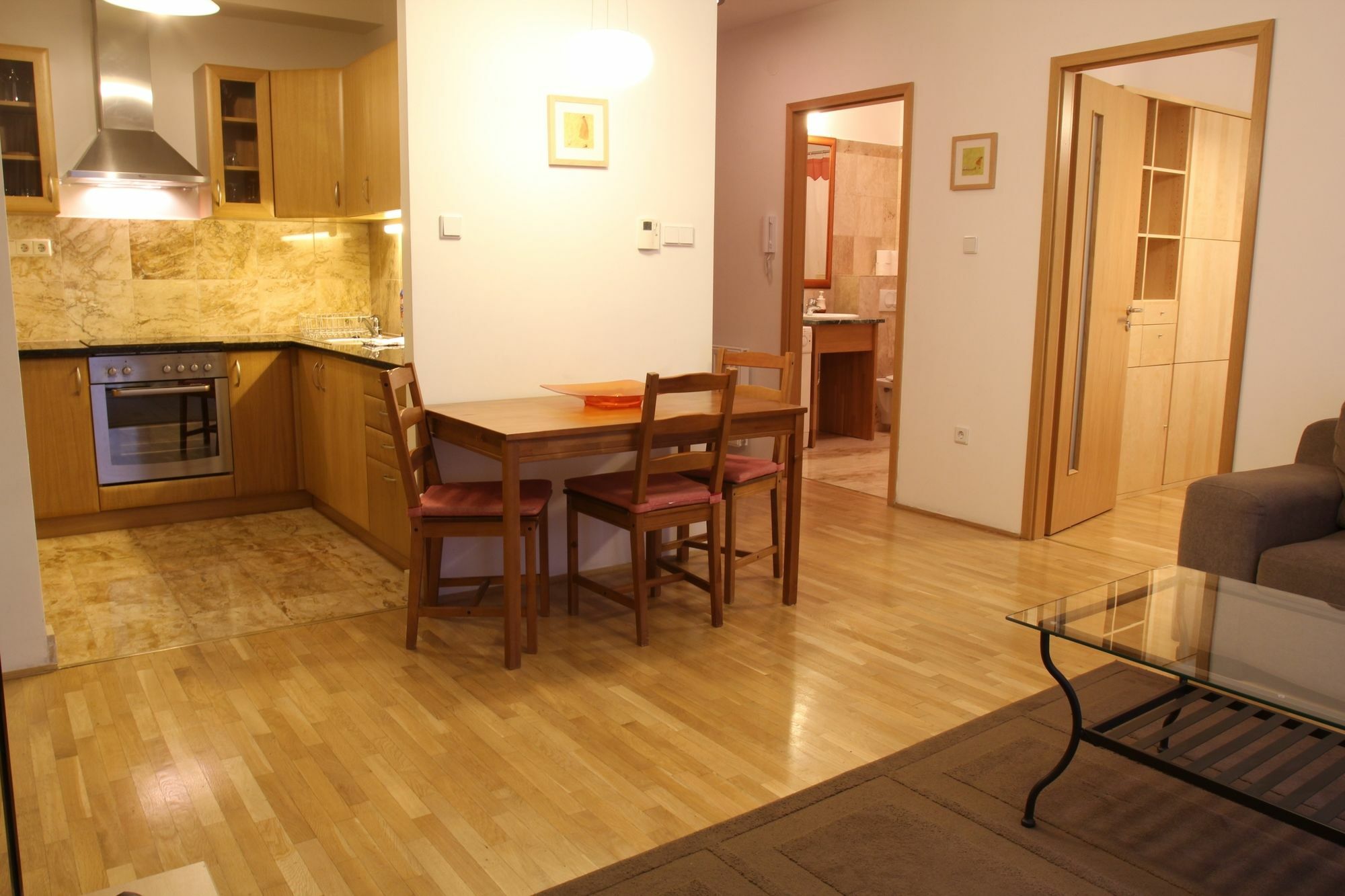 Adler Apartments บูดาเปสต์ ภายนอก รูปภาพ